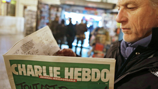 Еще кто-то Шарли?  Charlie Hebdo опубликовал карикатуры, связанные с крушением российского самолета в Египте