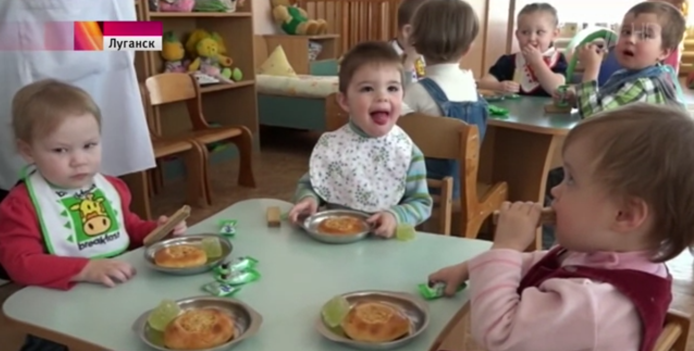 Как выживают дети в Луганске (видео)