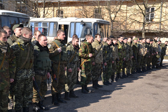 7 марта, во Львов на ротацию вернулось несколько десятков бойцов батальона «Львов».