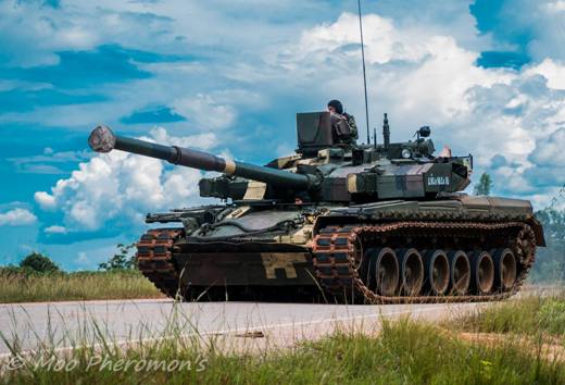 Украинский танк "Оплот" не готов к войне на Донбассе