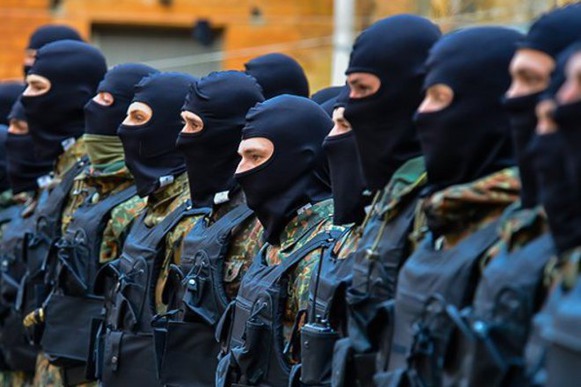 Полк "Азов" усилили наемниками и передислоцировали в оздоровительный комплекс "Укртрансгаза"