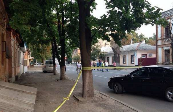 В Харькове ночью взорвали и обстреляли военкомат