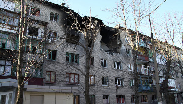 разрушенные здания в Дебальцево