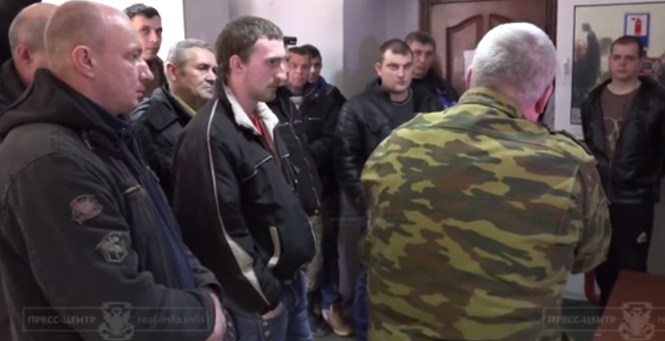 Добровольцы вступают в ряды Народной Милиции ЛНР (видео)
