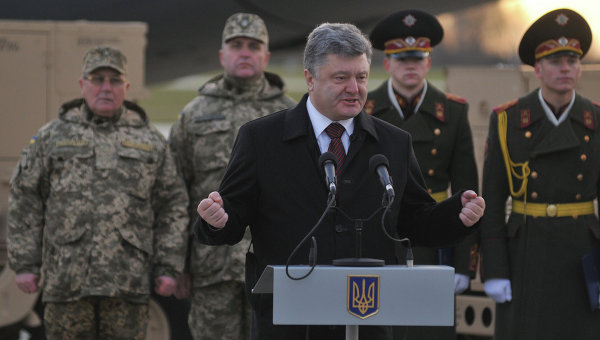Порошенко назвал число погибших в Донбассе украинских военных