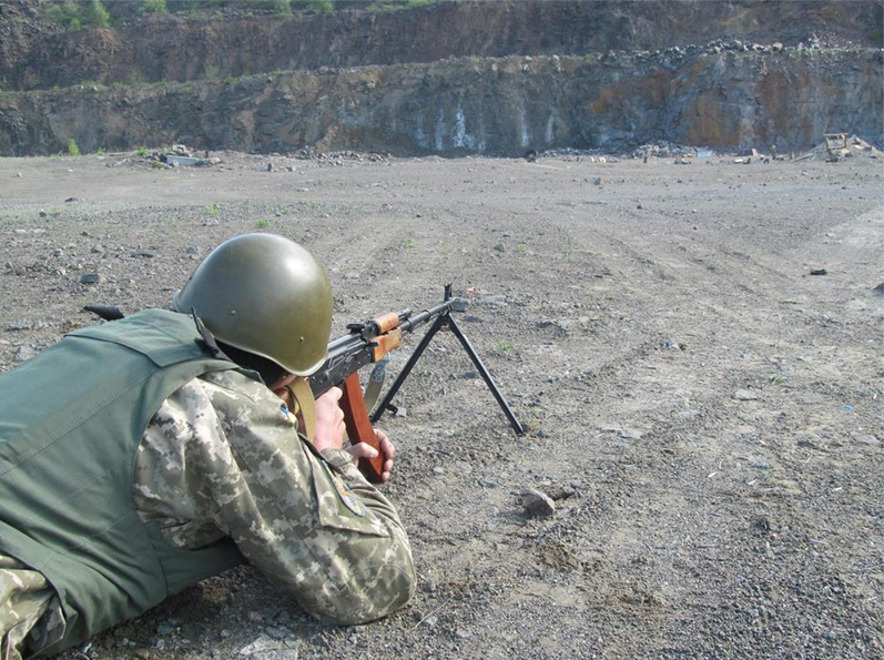 ВСУ усилят защитные сооружения Мариуполя огневыми установками (фото)