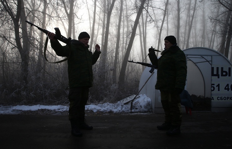 Ополченцы ЛНР сбили самолет ВС Украины, заявил глава провозглашенной республики