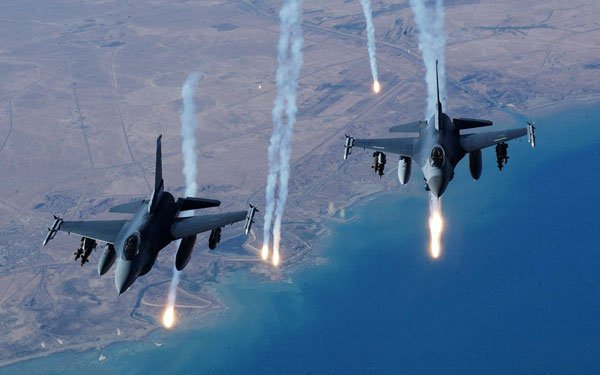 США начали авиаудары по территории Сирии с территории Турции