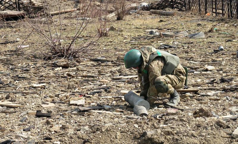 Саперы ДНР за сутки обнаружили 25 взрывоопасных предметов