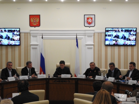 Мобильные подразделения МЧС России будут курировать Крым – Пучков