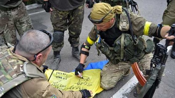Киев окончательно узаконивает карателей: «Айдар» переформировали в отдельный армейский батальон