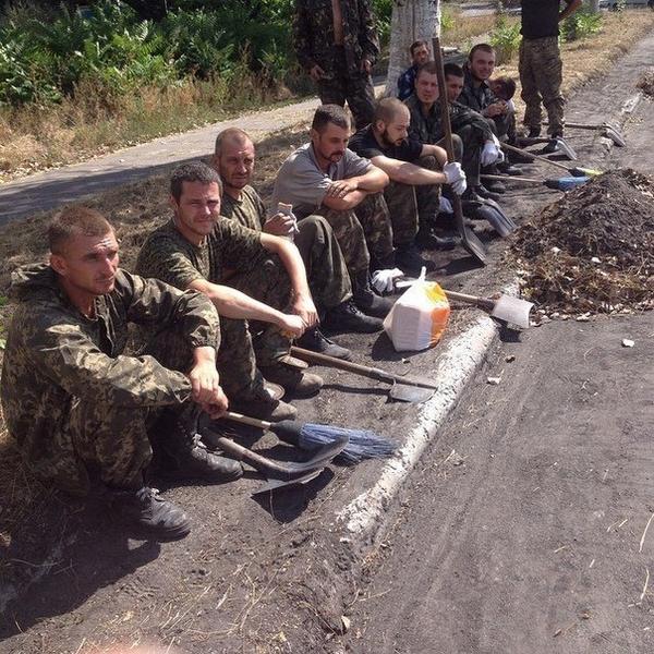 Киев отказывается огласить списки пленных ополченцев, которых планируется обменять на украинских силовиков