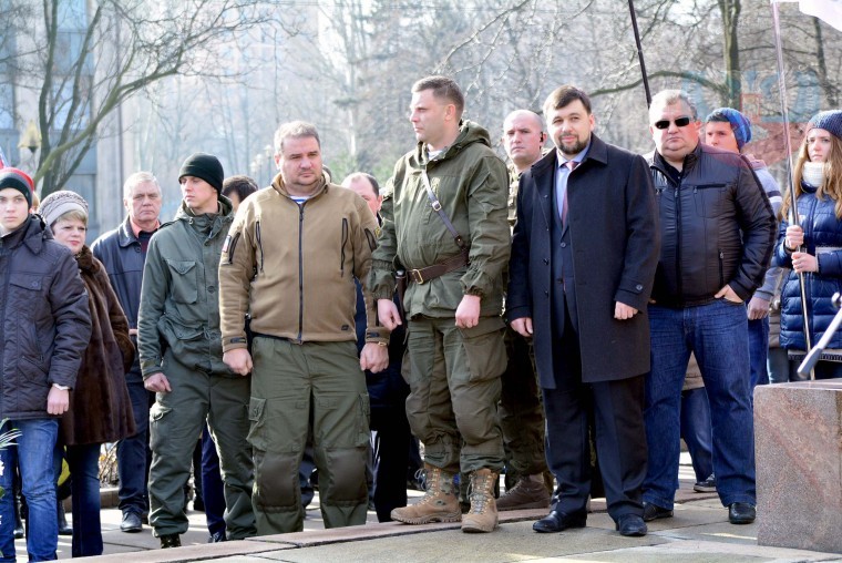 Александр Захарченко : Минские соглашения — очередной гвоздь в украинское государство