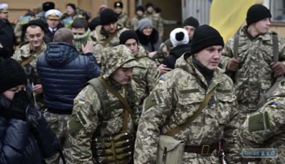  7 декабря из Одессы (от штаба ВМС на улице Пироговской) в зону так называемой АТО, отправился автобус с морскими пехотинцами.
