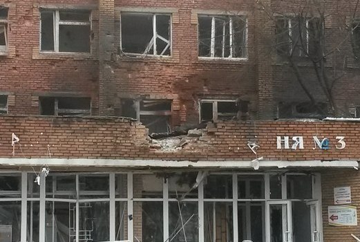 Поступает информация, что ВСУ продолжают обстреливать Донецк. Около часа назад снаряд прилетел в Донецкую городскую больницу №3