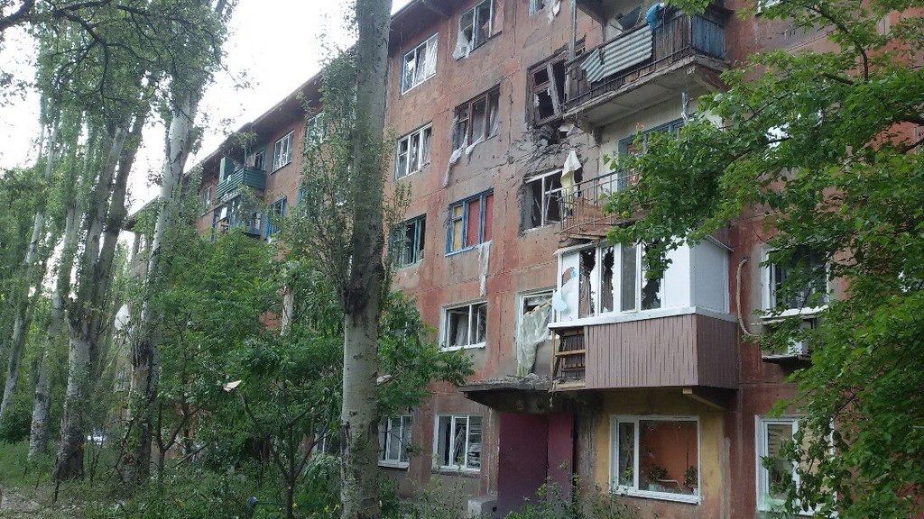 По сообщениям украинских СМИ, около 16:00 н.п. Авдеевка подвергся артиллерийскому обстрелу.