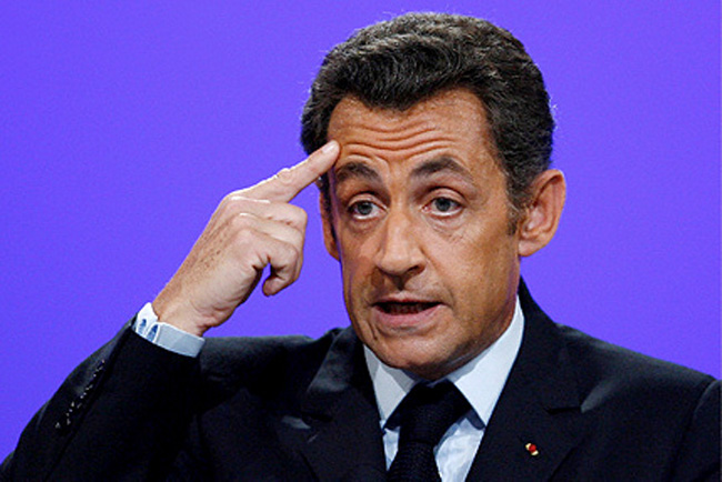 Саркози указал на невозможность «вторгнуться в Донецк» на «Мистралях»