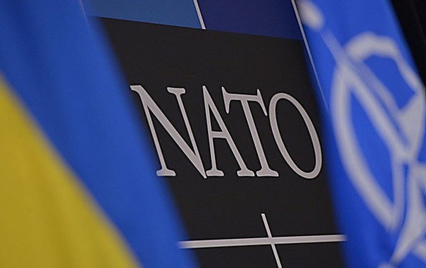 Новости Украины. Военные преподаватели и медики Украины будут обучать по стандартам НАТО.
