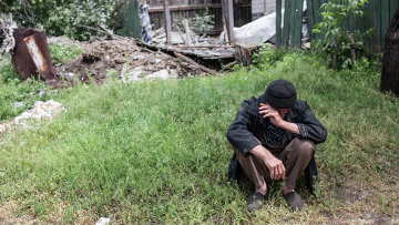 Украинские силовики уничтожают Семеновку