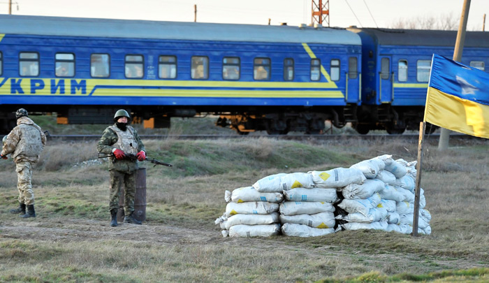 остановка движения поездов и автобусов на Крым