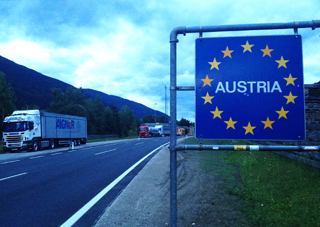 Австрия объявила о приостановке действия Шенгенского соглашения