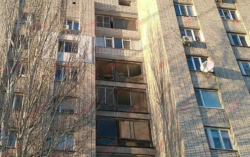 В Бердянске подростки взорвали гранату в подъезде многоэтажки