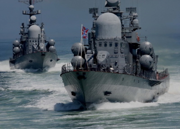 Черноморский флот проводит масштабные морские учения по поиску и уничтожению корабельных группировок условного противника