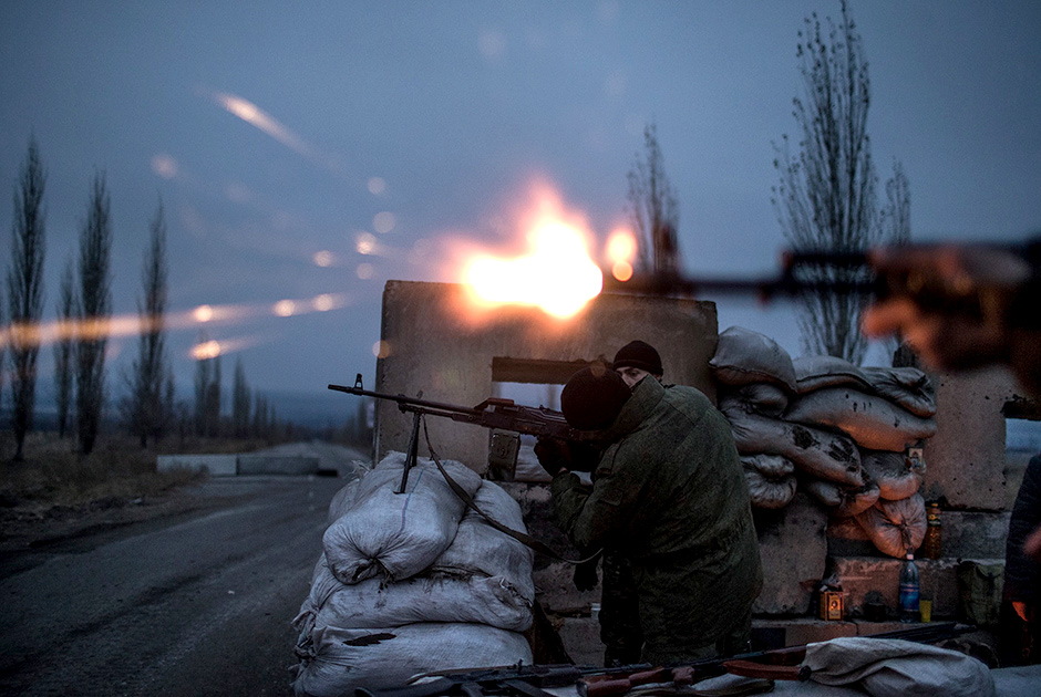 Первый Украинский: кровавый туман Донецка, штурм Горловки, Киев завел механизм