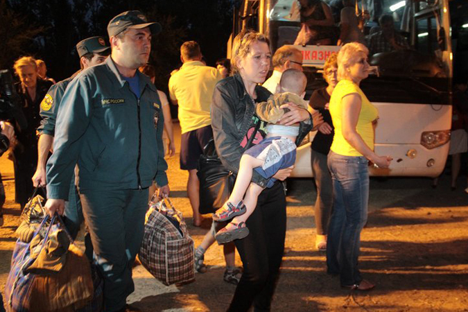 "Астраханские зори" принимают беженцев с юго-востока