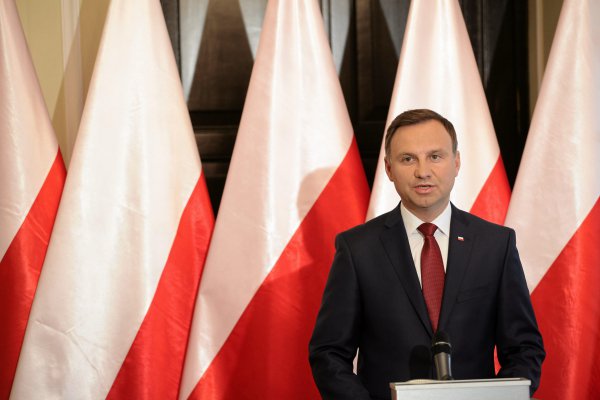 Польша займет жесткую позицию в отношении России