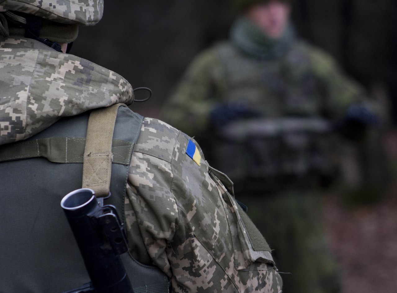 Украинская разведгруппа подорвалась на собственном минном поле в Донбассе