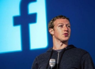 Зафрендить Цукерберга: Facebook забанил клевету Порошенко (видео)