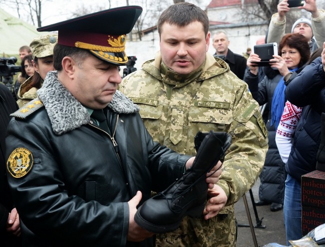 Канадское правительство снабжает украинскую карательную армию