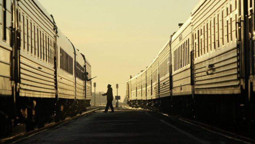 Движение пассажирских поездов могут прекратить по территории Донбасса