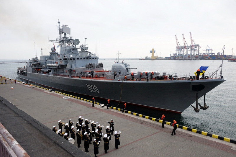 В Одесский порт прибыл французский ракетный фрегат «Лафайет» (фото)