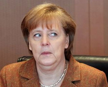 Акция-реакция: поздравь Меркель с Днем Победы (видео)