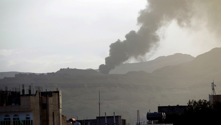 Премьер-министр Йемена не пострадал при обстреле его резиденции из гранатомета