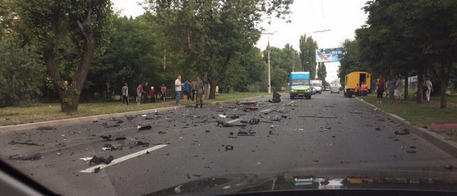 В Донецке взорвался автомобиль секретаря Захарченко (фото)