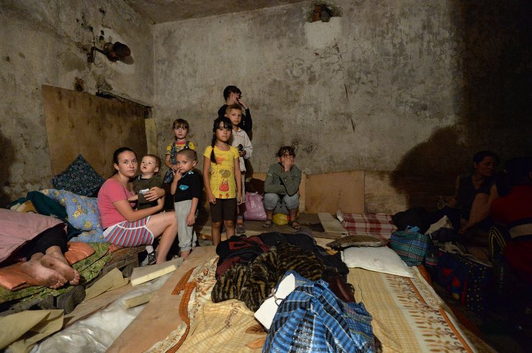 Власти ДНР начали выдавать соцвыплаты семьям с детьми в Горловке