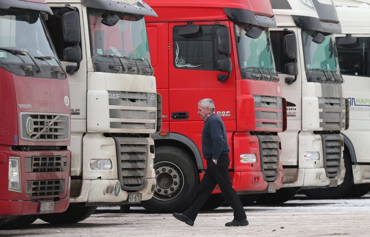 Турция закрыла дороги для российских автоперевозчиков