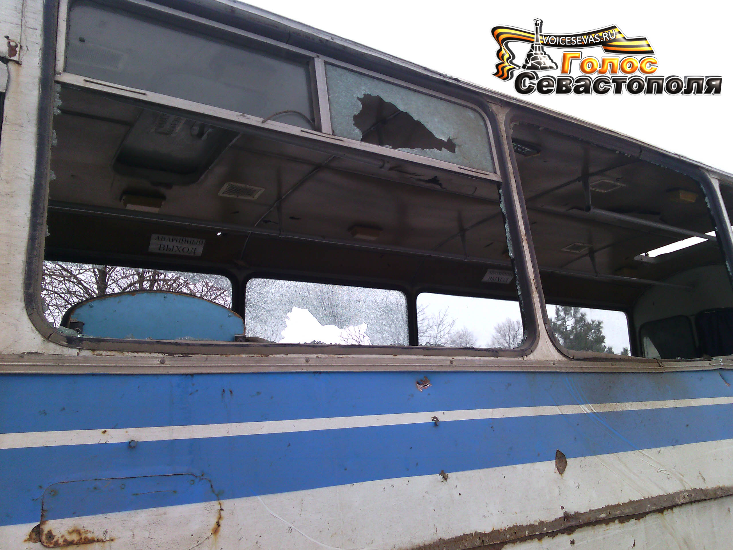 расстрелян автобус в Докучаевске