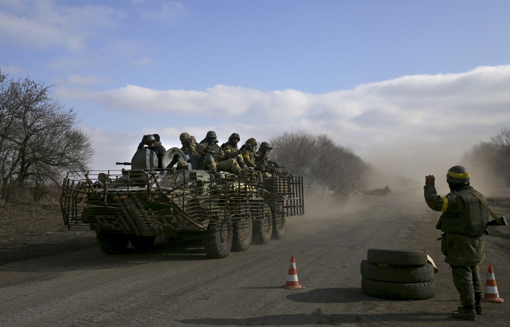 Экс-главком НАТО в Европе: без западного оружия у Киева не было шансов отстоять Дебальцево