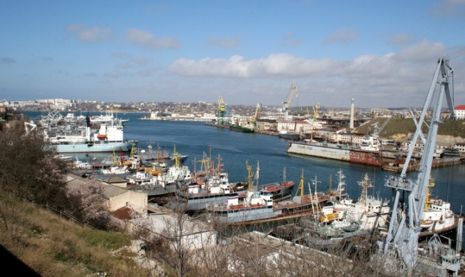 Кабмин установил границы морского порта Севастополь