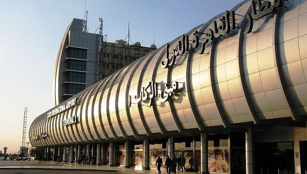 Следующие в США посылки со взрывчаткой обнаружены в аэропорту Каира