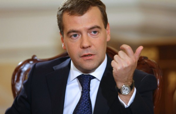 Медведев пообещал кардинально решить проблему энергоснабжения Крыма