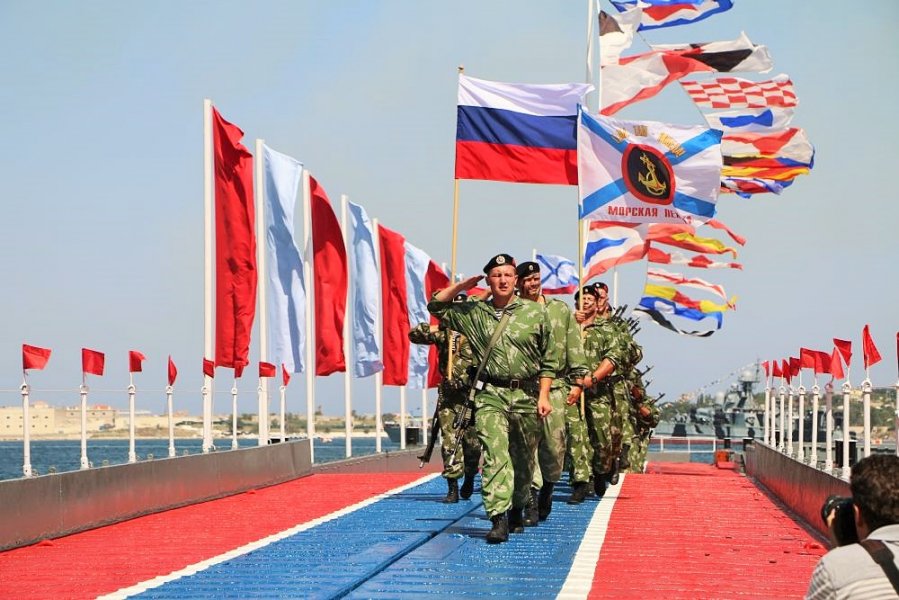 Севастополь отметил День Военно-морского флота (фото)