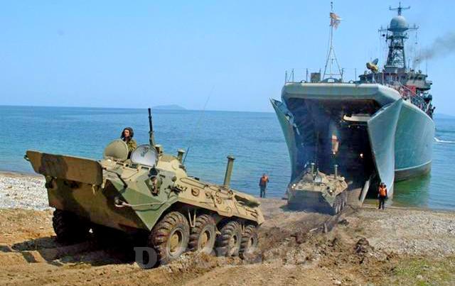 На Черноморском флоте прошли учения по высадке десанта в Крыму