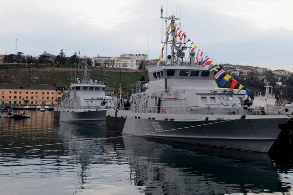 Черноморский флот пополнили два противодиверсионных "Грачонка"