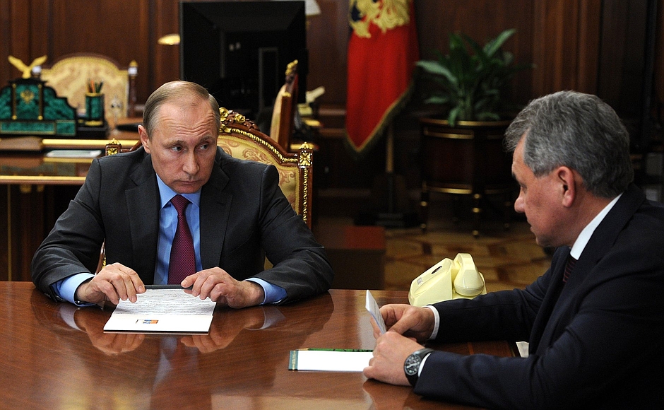 Путин приказал Шойгу начать вывод российской группировки из Сирии