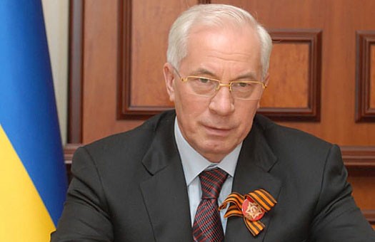 азаров премьер